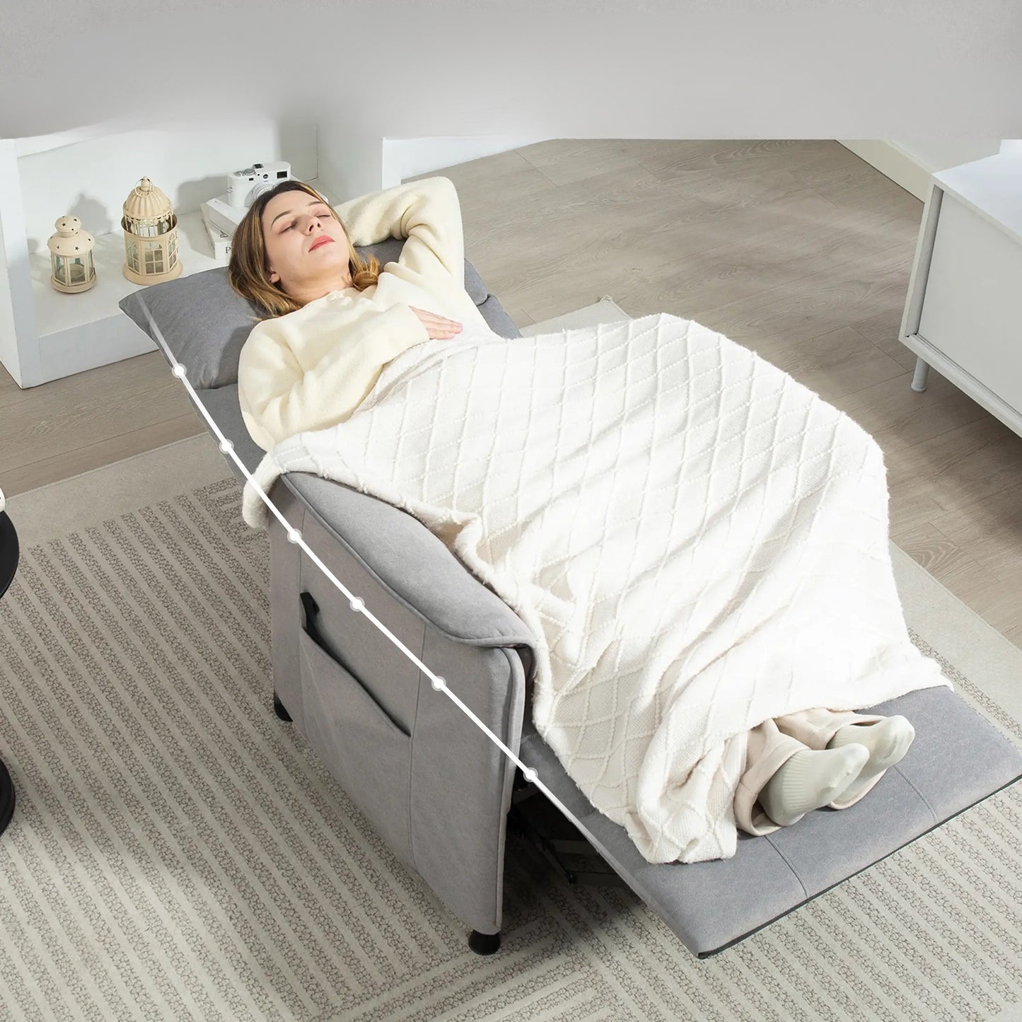 Nancy's Gignese Elektrische Fauteuil - Relaxfauteuil - Grijs - Fluweel