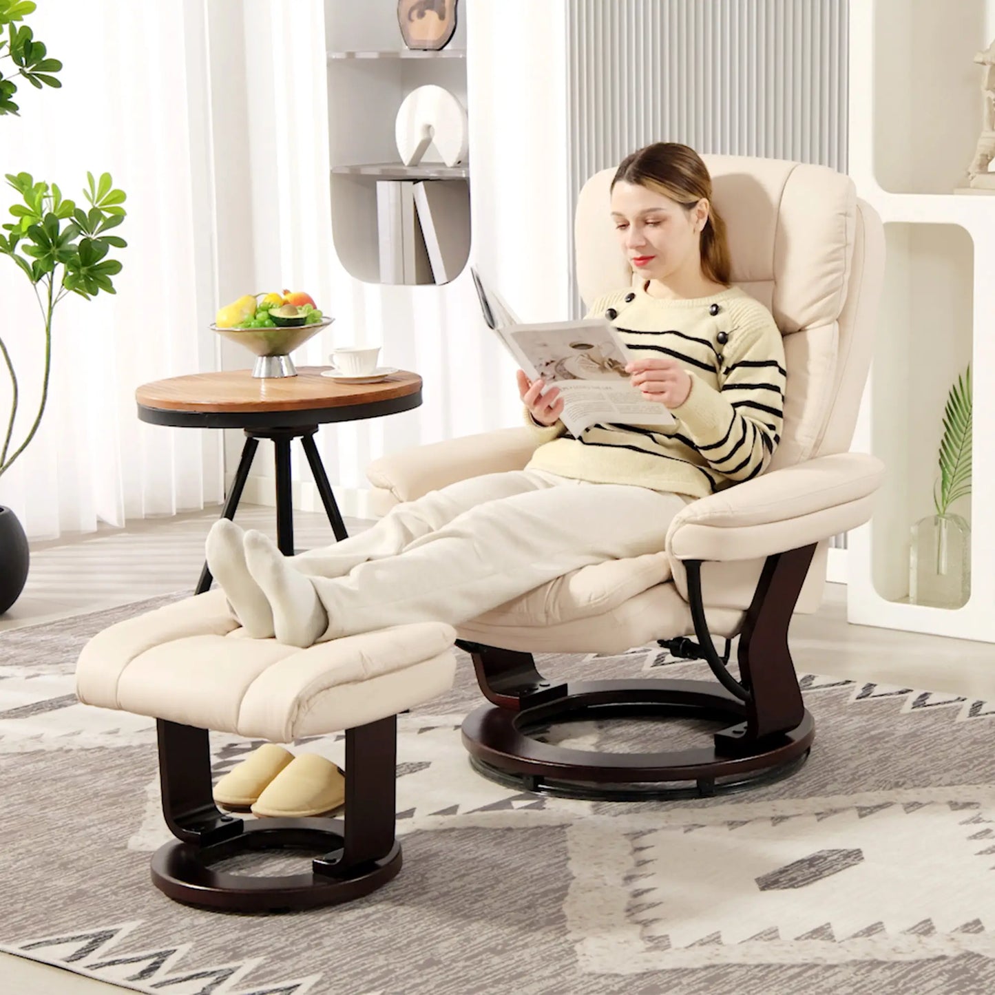 Nancy's Crevacuore Relaxfauteuil met Hocker - Loungestoel - Relaxstoel - Crèmewit - Kunstleer