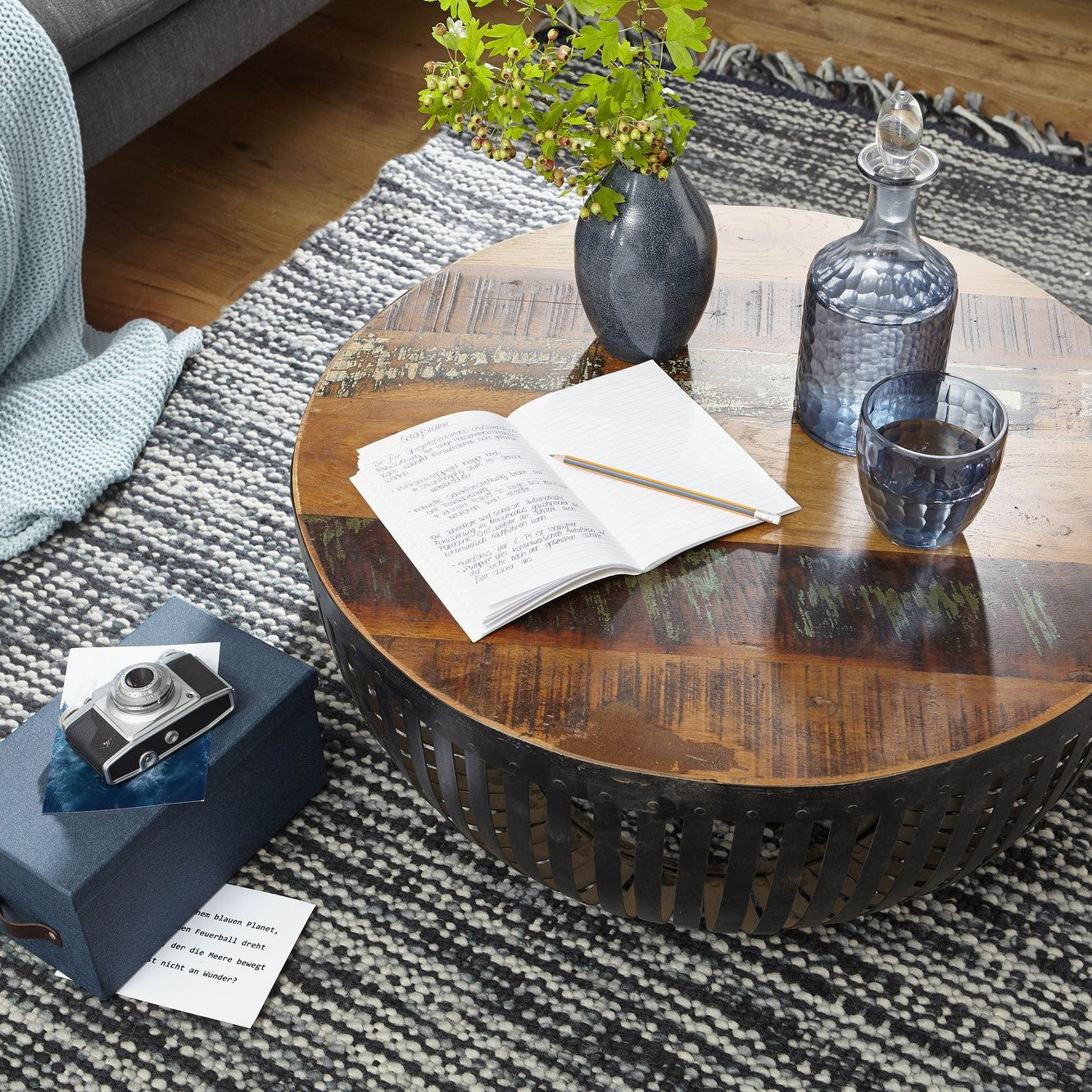 Nancy's Muyan Salontafel - Koffietafel - Gerecycled Mangohout / Staal - ± Ø 70 x 30 cm