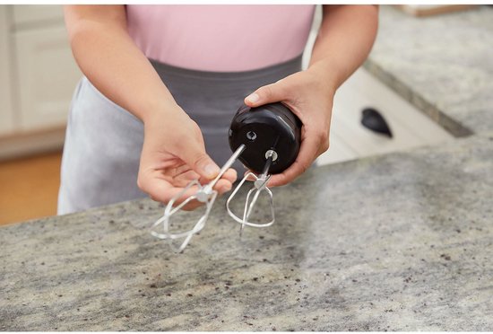 Nancy's Black & Decker Draadloze Staafmixer - Inclusief Garde, Hakmolen en Mengkom - Rood - RVS