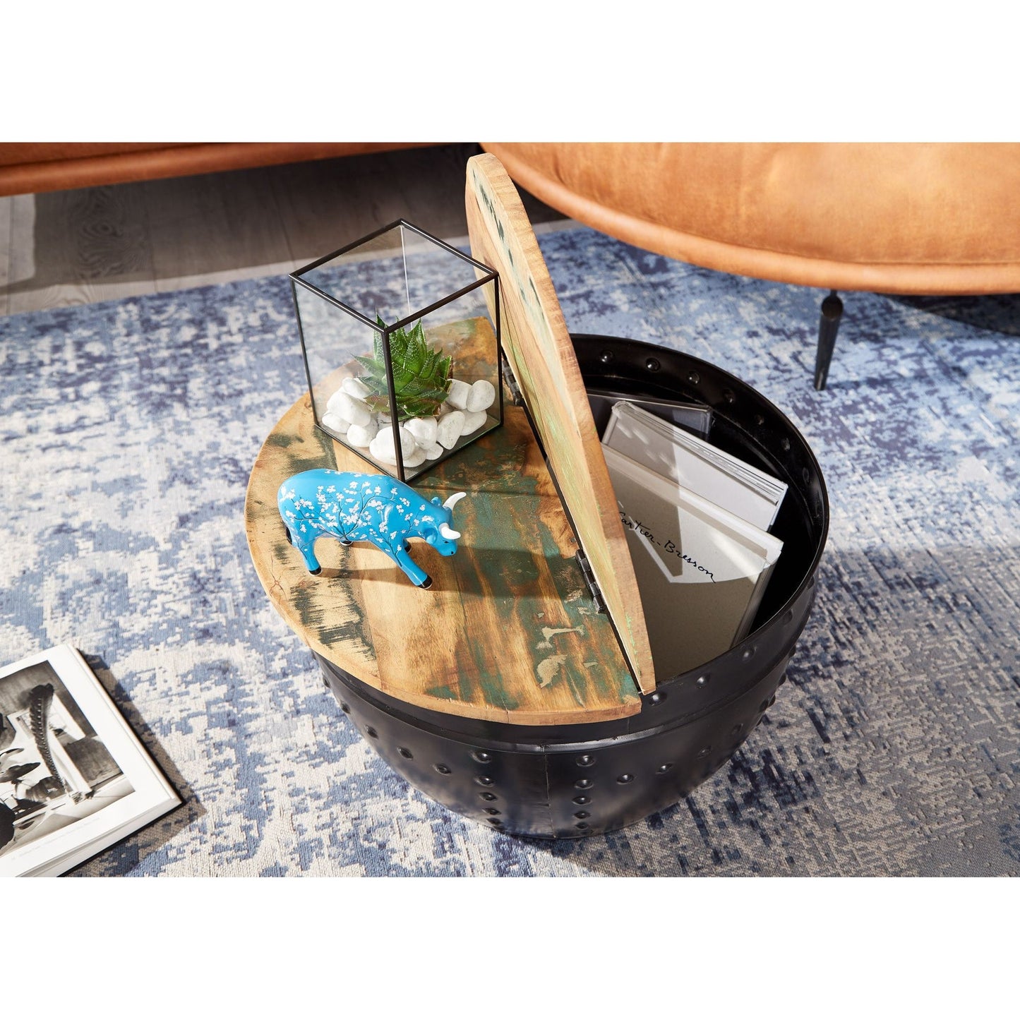 Nancy's Hettinger Salontafel - Koffietafel - Ronde Tafel - Bijzettafel - Opbergruimte - Massief Mangohout - Gerecycled Hout - Zwart - 60 x 60 x 36 cm
