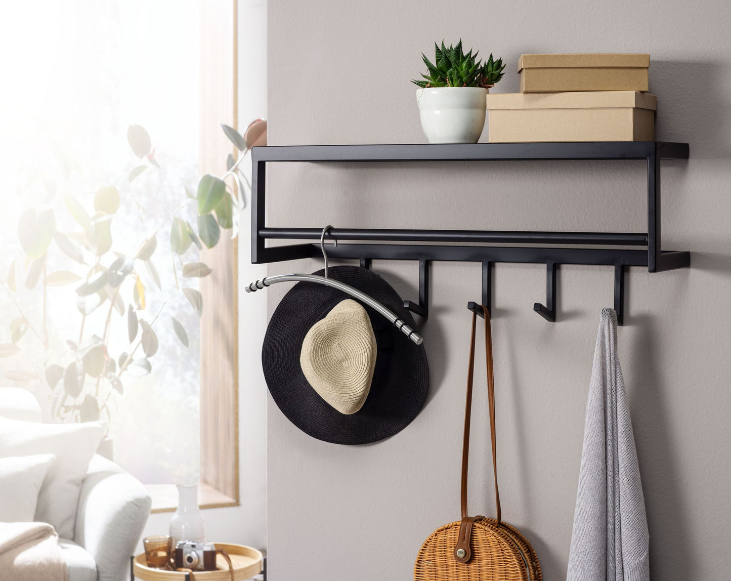 Nancy's Black Steel Wandkapstok - Kapstok - Muurkapstok Met 5 Haken - Zwart - Staal - 70 x 20 x 20 cm