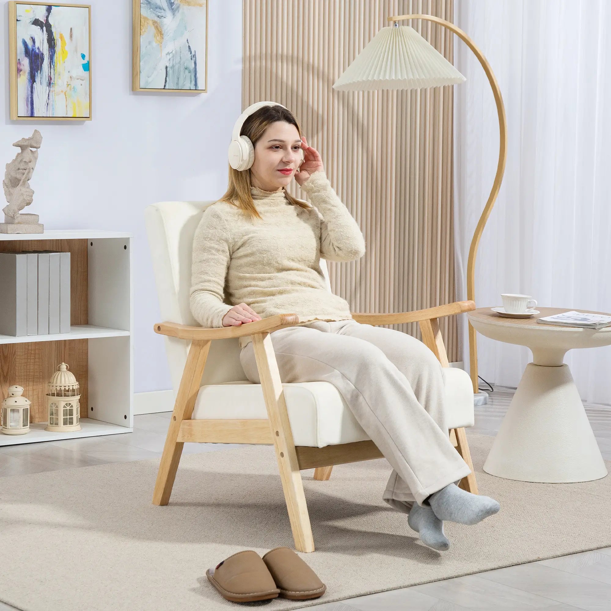 Nancy's Laurenzana Fauteuil - Relaxstoel - Leesfauteuil - Crèmewit - Fluweel / Rubberhout