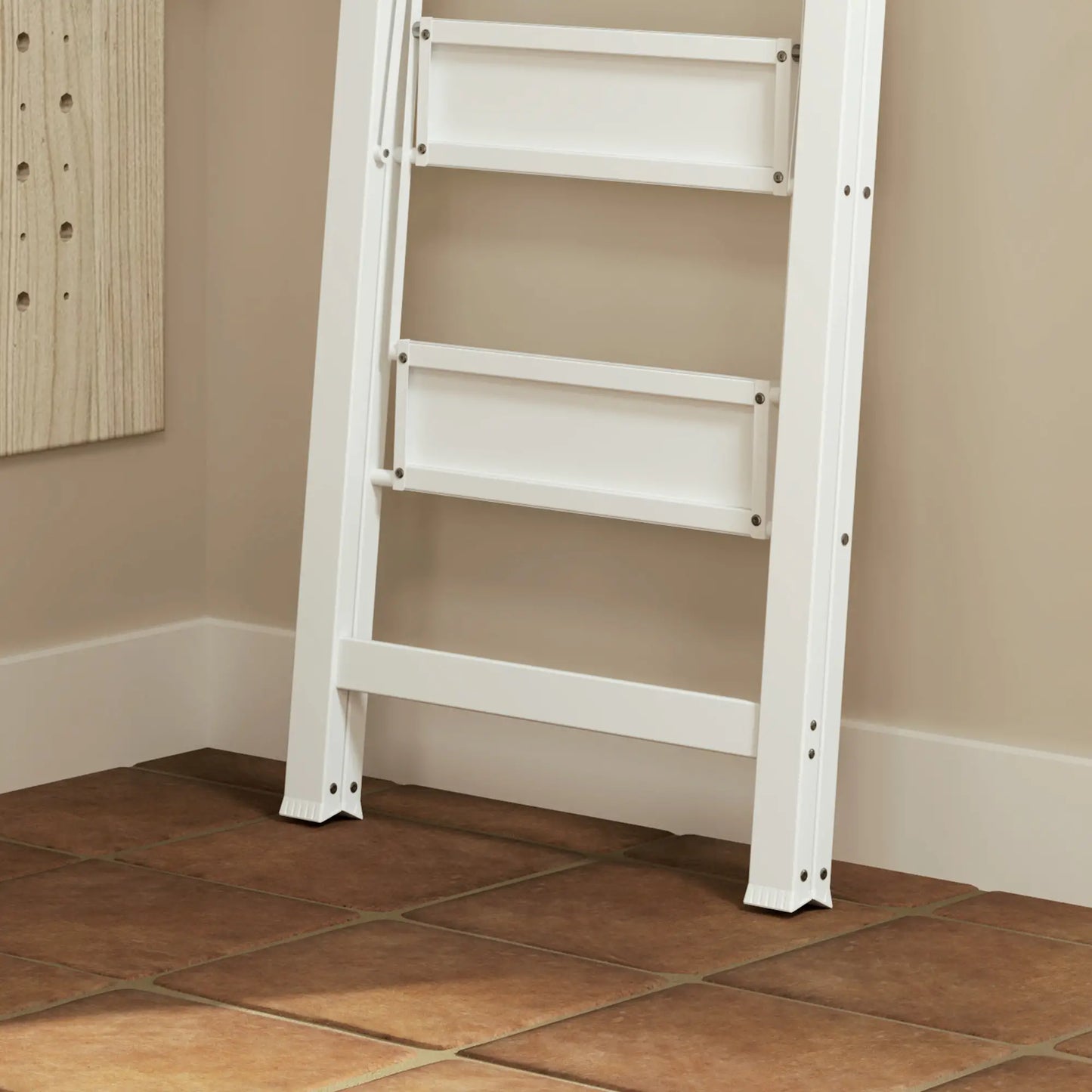 Nancy's Furore Ladder - Trap - Opvouwbaar - Wit - Aluminium - ± 65 x 40 x 105 cm