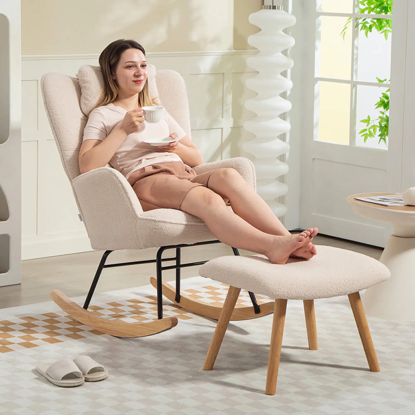 Nancy's Malcesine Schommelstoel - Relaxstoel - Relaxfauteuil - Beige - Fleece