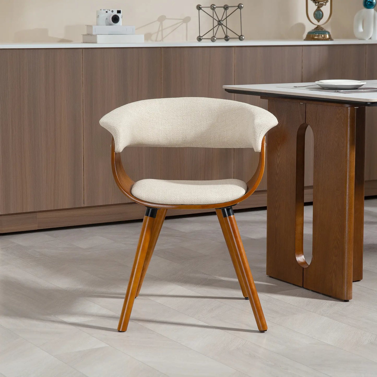 Nancy's Lonigo Eetkamerstoel - Beige / Bruin - Linnen