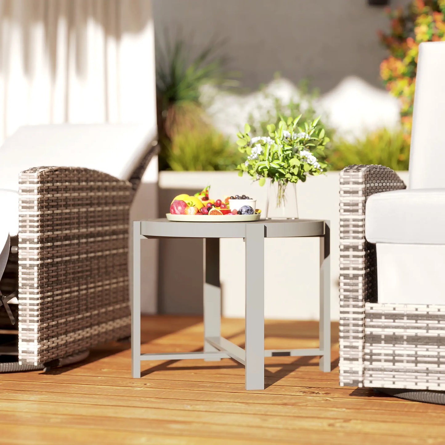 Nancy's Genova Tuintafel - Bijzettafel voor buiten - Balkontafel - Grijs - Aluminium / Glas - ± 60 x 60 x 45 cm