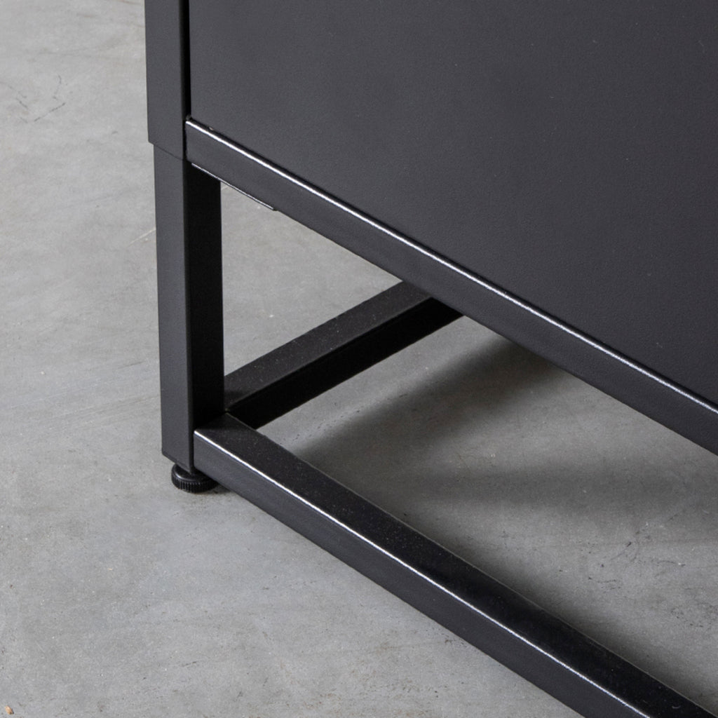 LABEL51 Opbergkast Luff - Wandkast - Zwart metaal - 80x40x190 cm