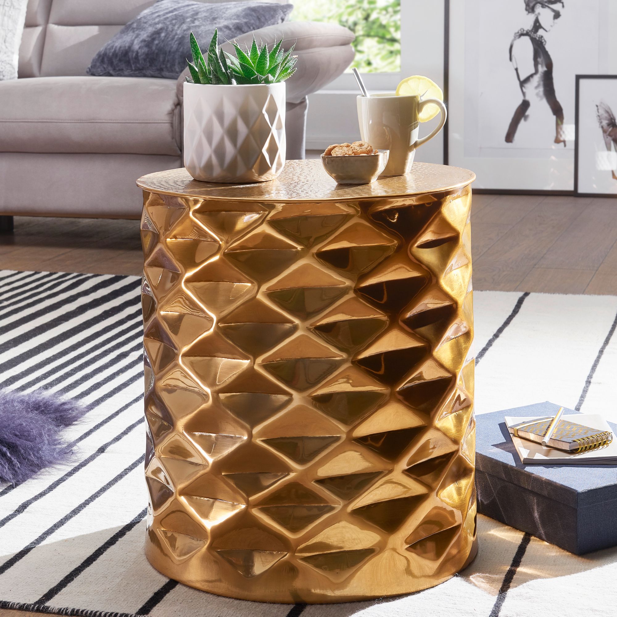 Nancy's Cannock Bijzettafel - Salontafel - Aluminium - Goud - ± Ø 43 x 48 cm
