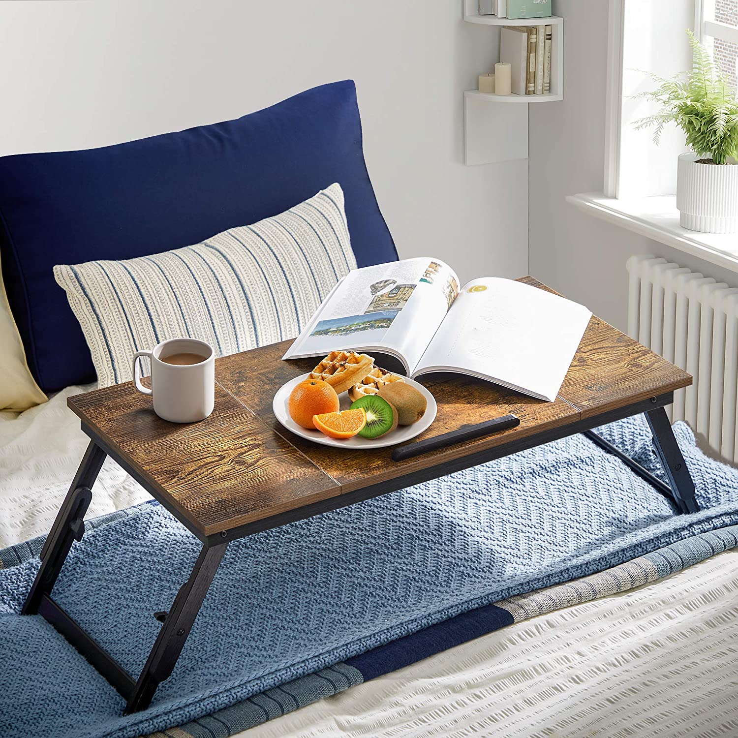 Nancy's Apopka Laptoptafel - Laptopstandaard - Notebooktafel - Ontbijtblad - Inklapbare Poten - Hoogte Verstlebaar - Tot 14.3 Inch - Bruin - Zwart - 71 x 35 x 23 cm