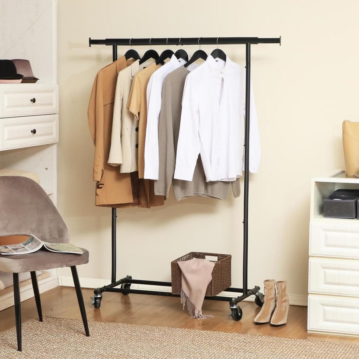 Nancy's Morais Clothes Rack On Wheels - Wardrobe Rack - Clothes Rail - Black - Adjustable