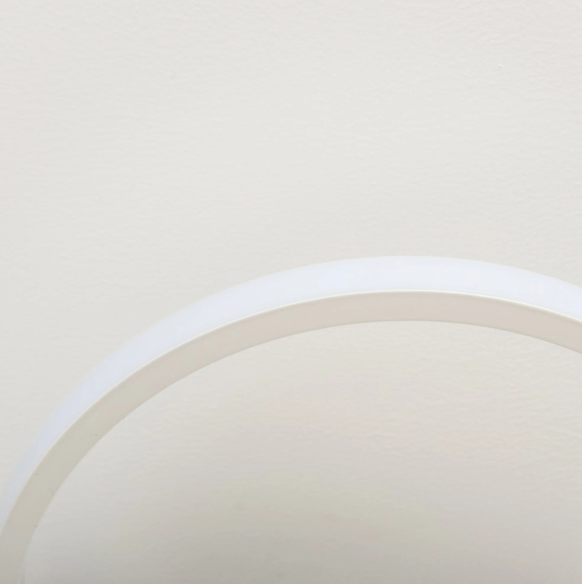 Nancy's Tukwila Plafondlamp - Drie Cirkels - Metaal - Modern - Aluminium - Acryl - Wit - 56 x 46 x 8 cm