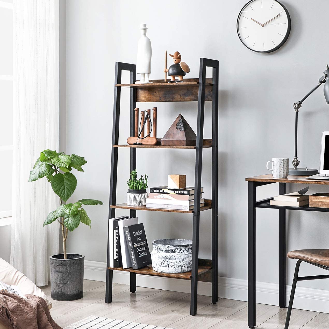 Nancy's Harvey Boekenrek - Ladderkast - Staande Boekenkast 4 Laags - Industrieel - Bruin - 56 x 34 x 137,5 cm L x B x H