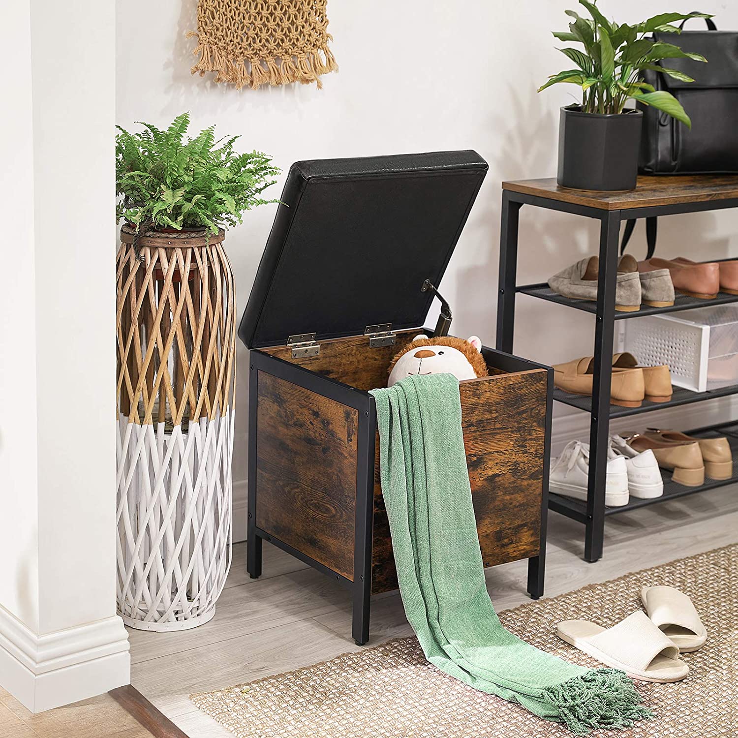 Nancy's Wenatchee Hocker - Tabouret avec espace de rangement - Banc à chaussures - Repose-pieds - Simili cuir et bois - Industriel - Marron/Noir - 40 x 40 x 50 cm