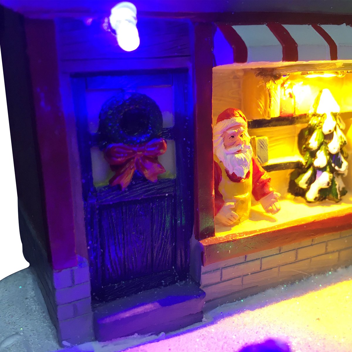 Kristmar Santa’s train shop met LED verlichting