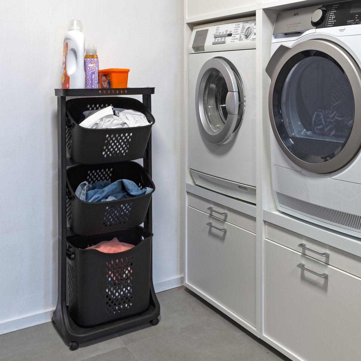 Eleganca Mobile laundry basket with three compartments Black