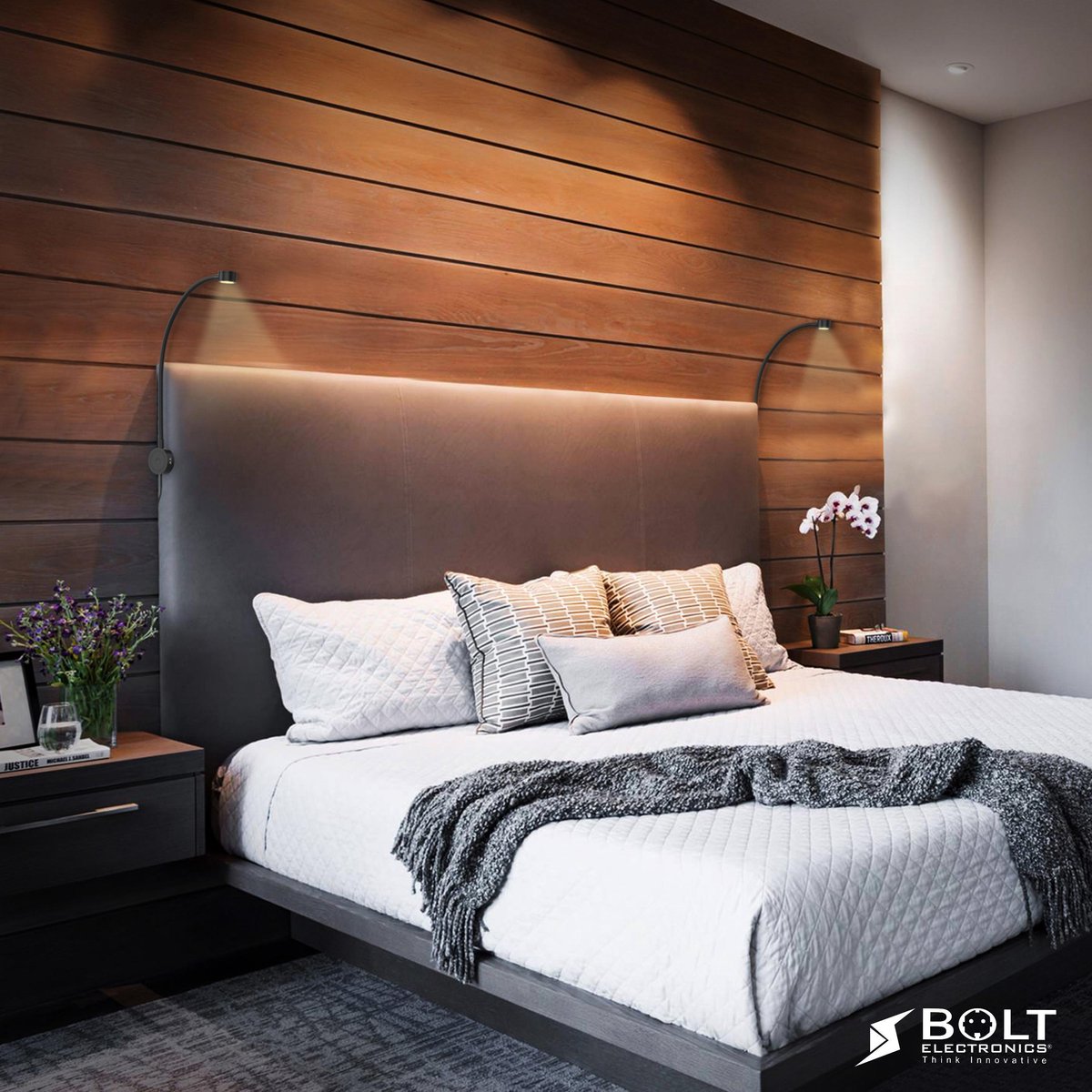 Bolt Electronics® Bedlamp met twee USB poorten 1 stuk Zwart