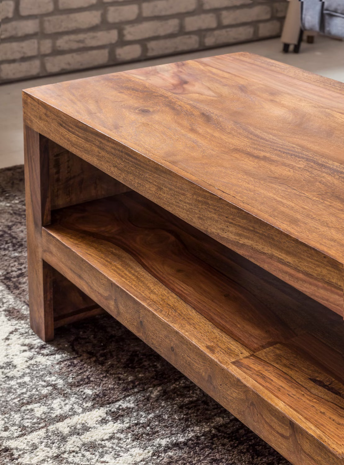 Nancy's Ustica Salontafel - Koffietafel - Massief Sheeshamhout - 110 x 45 x 45 cm