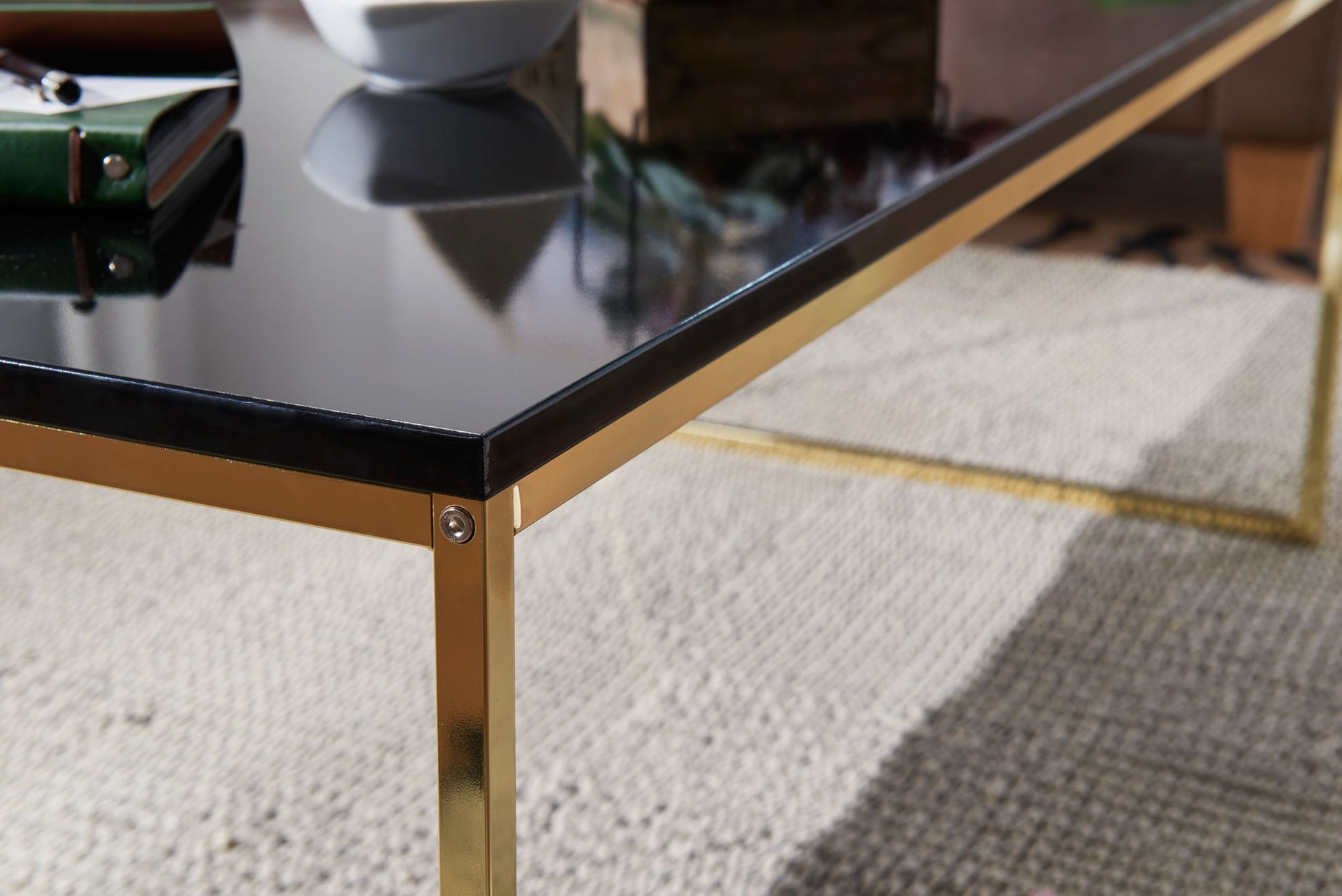 Nancy's Sambade Salontafel - Koffietafel - Zwart / Goud - 120 x 60 x 45 cm