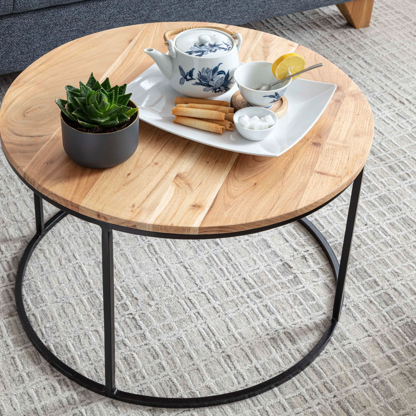 Nancy's Ubana Salontafel - Koffietafel - Bijzettafel - Acaciahout / Staal - ± Ø 60 x 45 cm