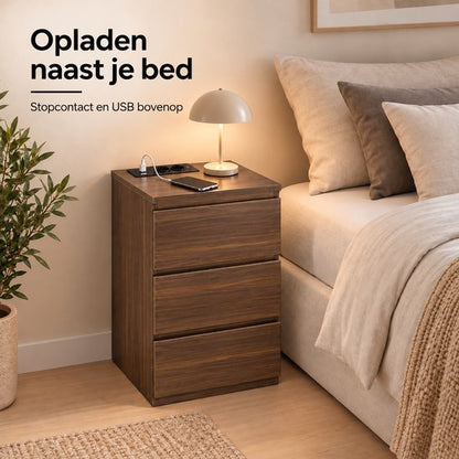 Casamoda Extra Hoog Nachtkastje voor Boxspring - 3 lades - Stopcontact met 1x USB-C en 1x USB-A - Bijzettafel - Walnoot - 40 x 35 x 70 cm