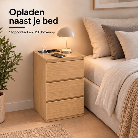 Casamoda Extra Hoog Nachtkastje voor Boxspring - 3 lades - Stopcontact met 1x USB-C en 1x USB-A - Bijzettafel - Goud Eiken - 40 x 35 x 70 cm