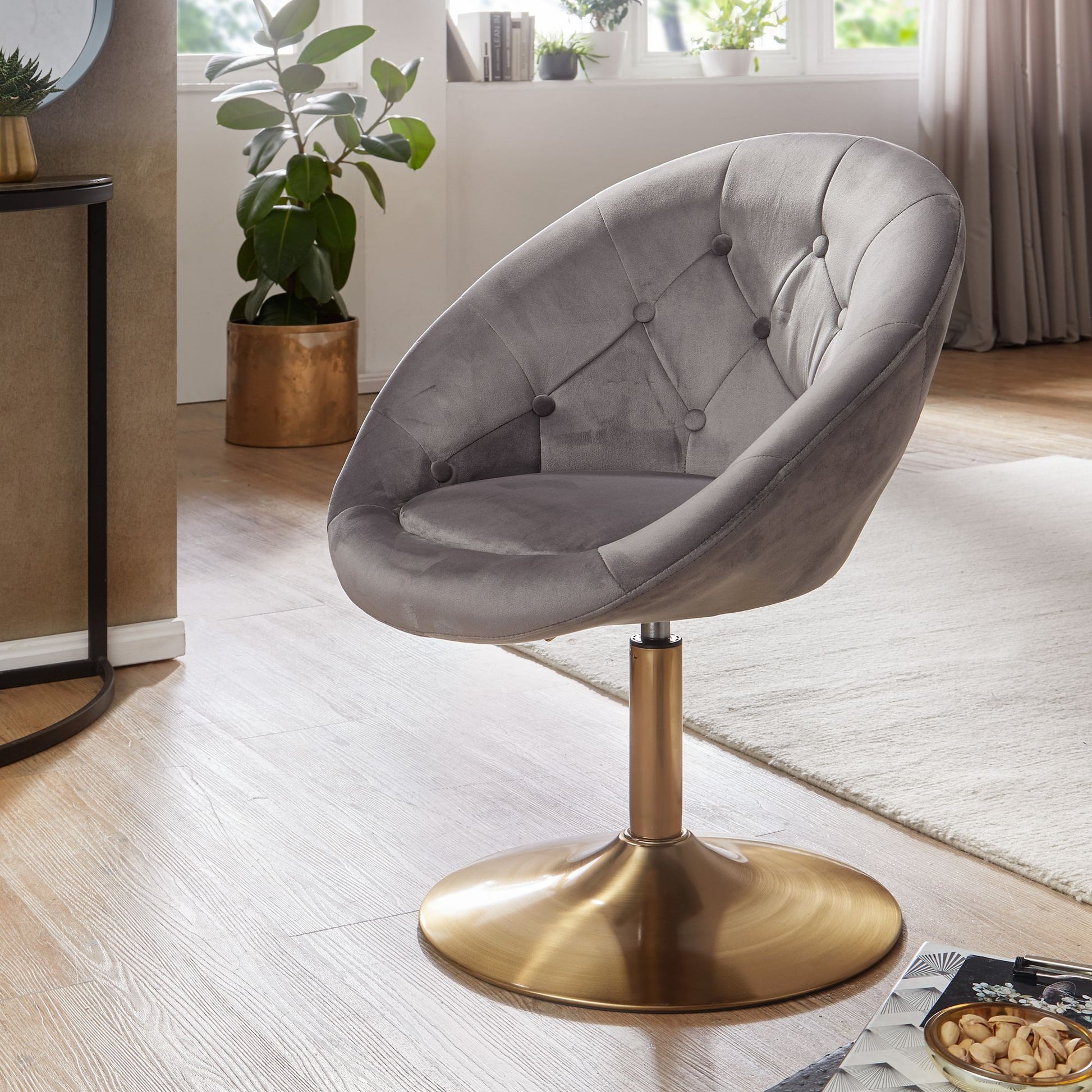 Nancy's Torredeita Fauteuil - Relax Stoel - Loungestoel - Chesterfield Patroon - Grijs / Goud - Fluweel