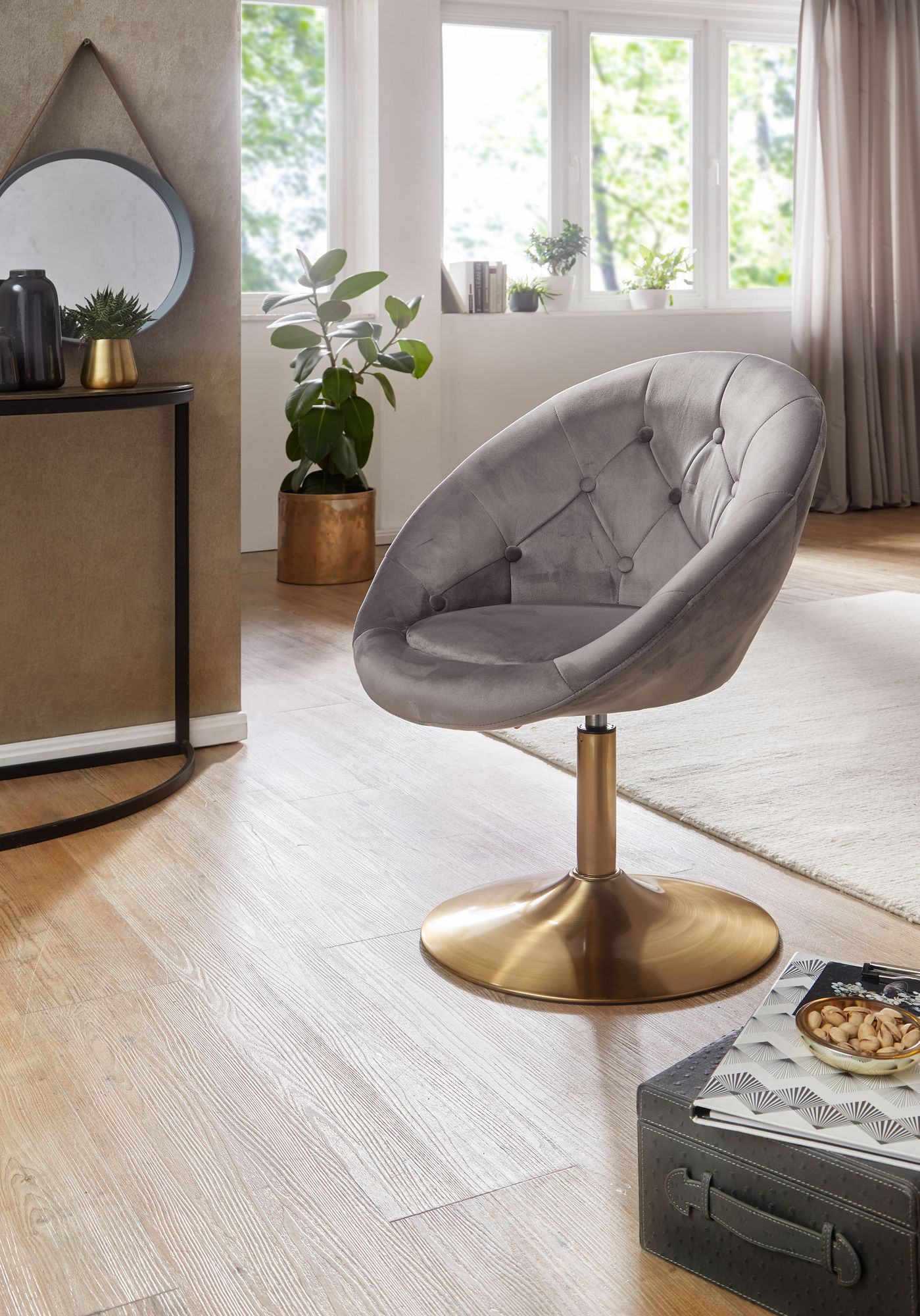 Nancy's Torredeita Fauteuil - Relax Stoel - Loungestoel - Chesterfield Patroon - Grijs / Goud - Fluweel