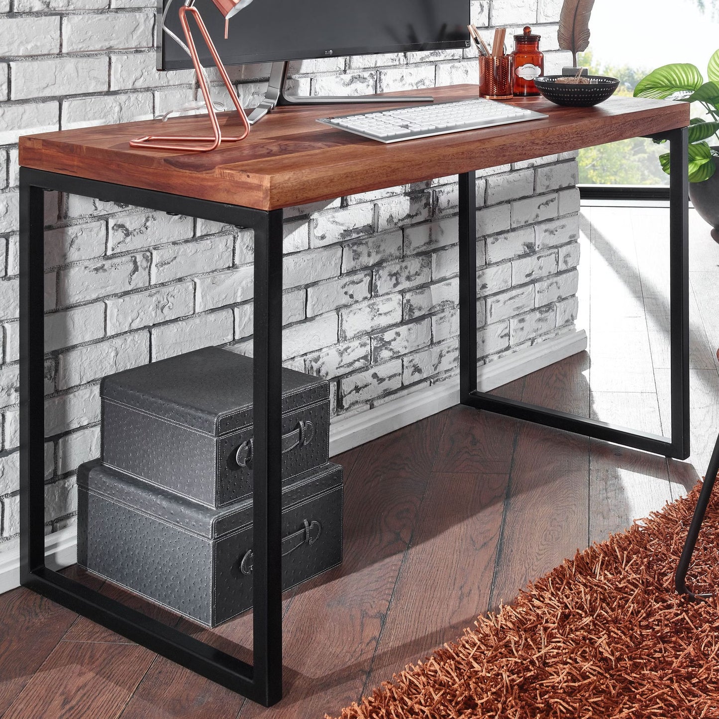 Nancy's Premolo Bureau - Computertafel - Industrieel - Bruin / Zwart - Sheeshamhout - ± 115 x 60 x 75 cm