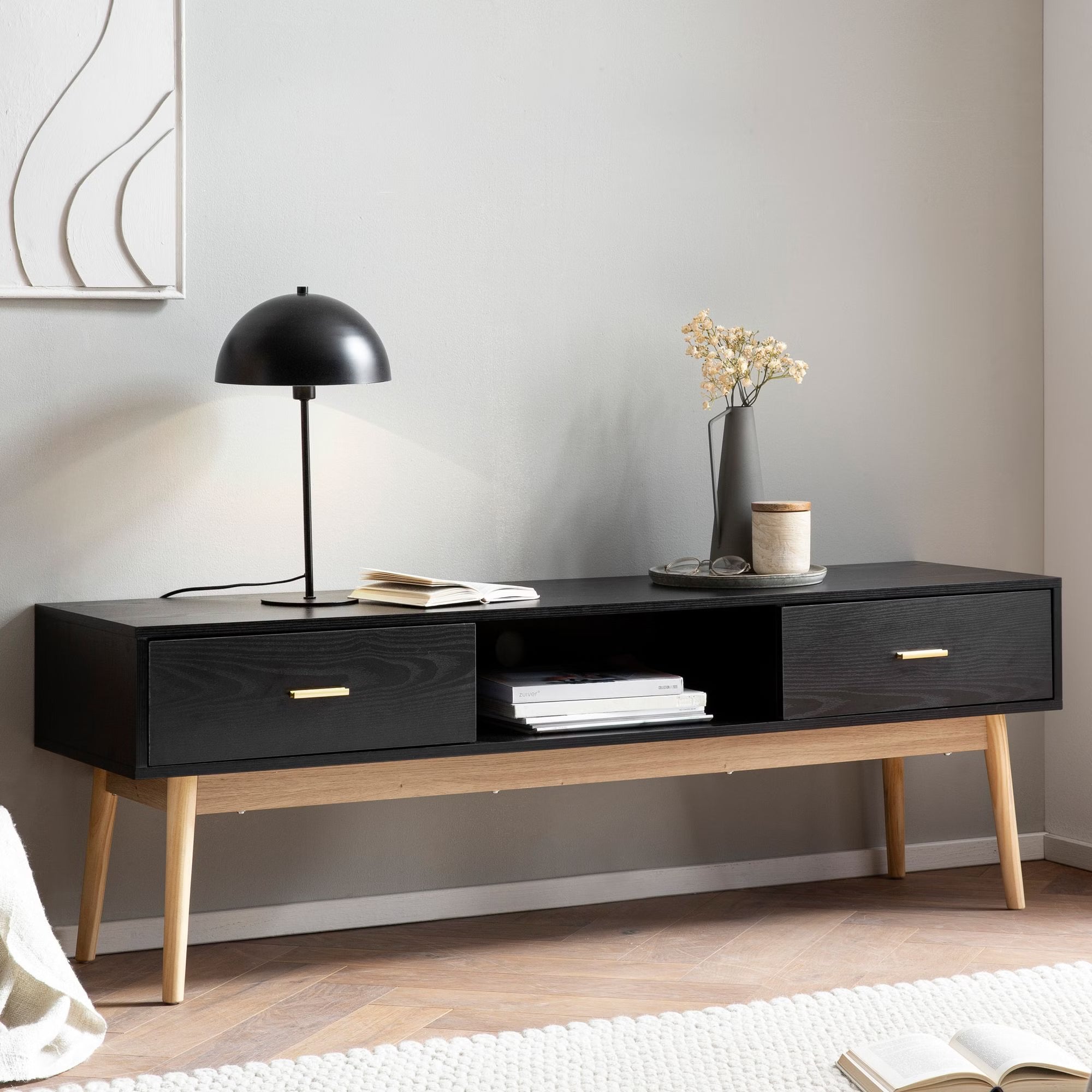 Nancy's Monguelfo TV Kast - TV Meubel - Lowboard - Zwart - Eikenhout - 150 x 40 x 50 cm