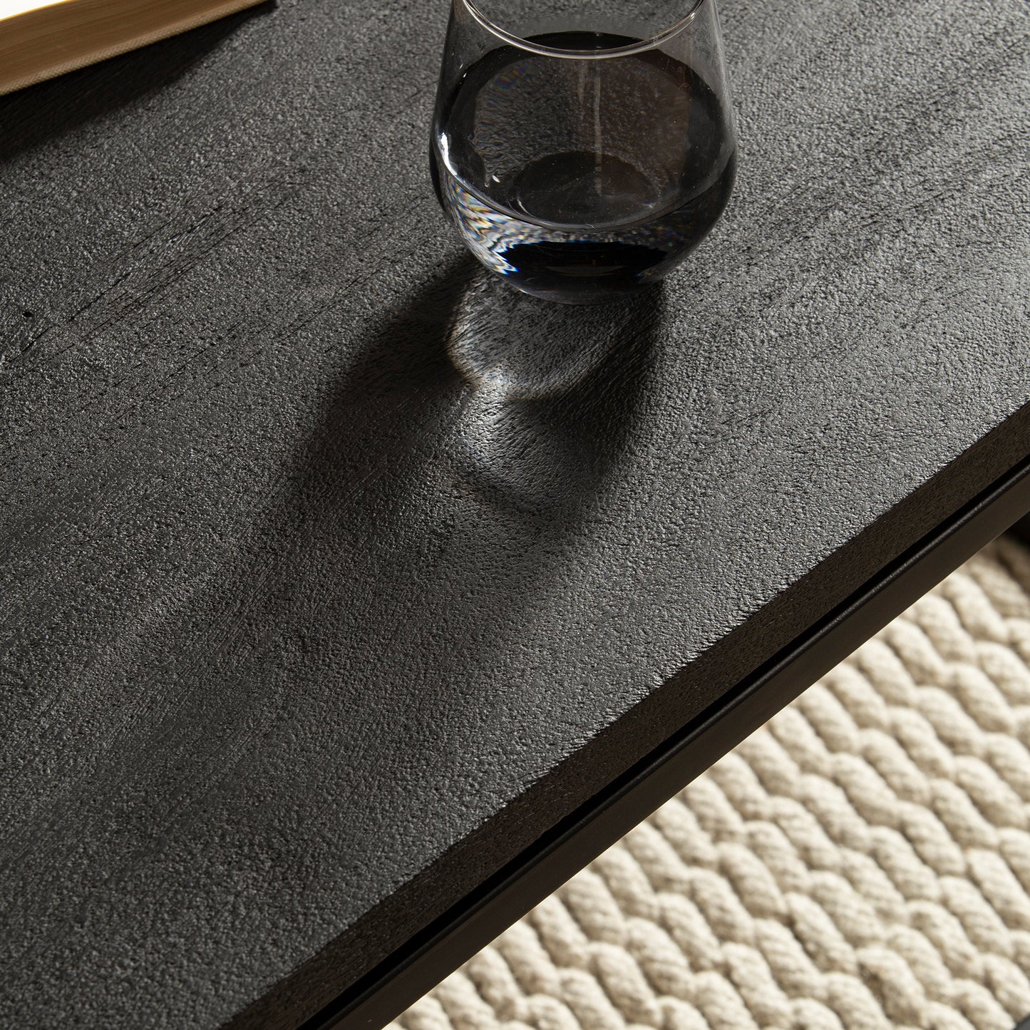 Nancy's Valverde Salontafel - Koffiertafel - Zwart - Massief Mangohout / Staal - 120 x 60 x 40 cm