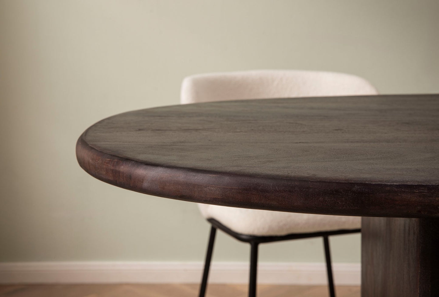 Nancy's Covelinhas Eettafel Ovaal - Eetkamertafel - Keukentafel - Warm Donkerbruin - Massief Acaciahout - 180 x 90 x 75 cm