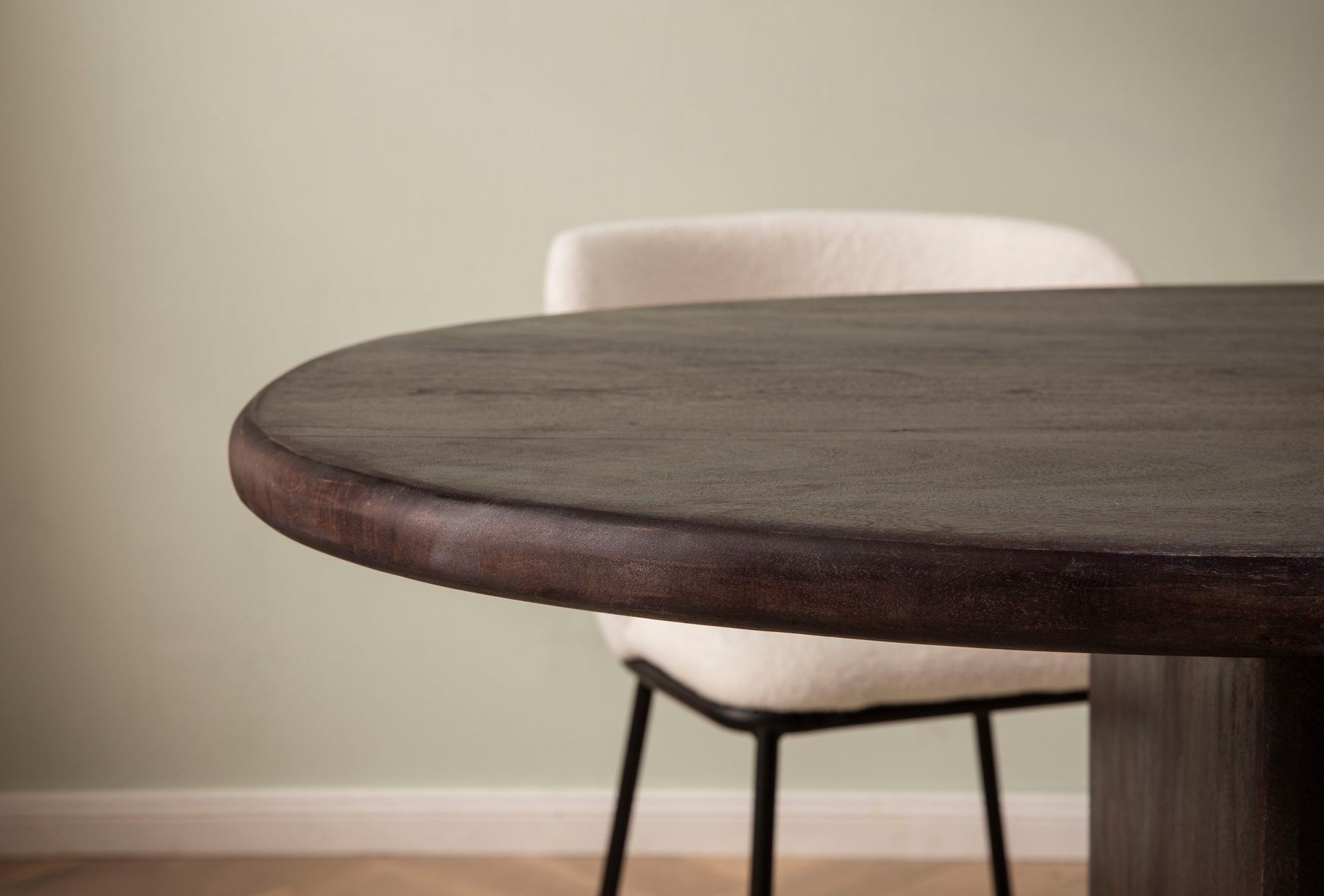 Nancy's Covelinhas Eettafel Ovaal - Eetkamertafel - Keukentafel - Warm Donkerbruin - Massief Acaciahout - 180 x 90 x 75 cm