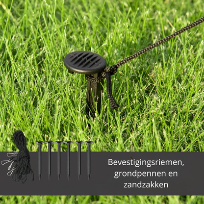 Nancy's Orosei Opblaasbare Kerstbal - Kerstversiering - Kerstdecoratie buiten - LED-Lampjes - Blauw - 110 x 110 x 150 cm