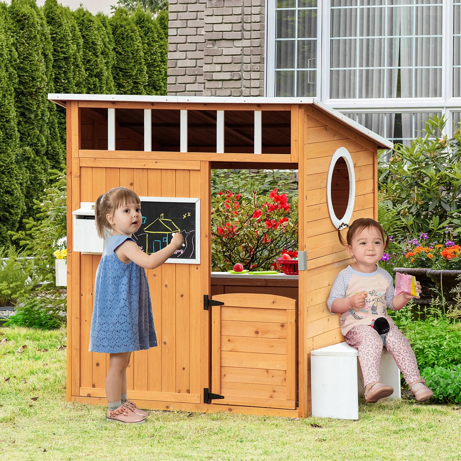 Nancy's Dolegna Speelhuisje - Kinderspeelhuis - Dennenhout - ± 120 x 110 x 135 cm