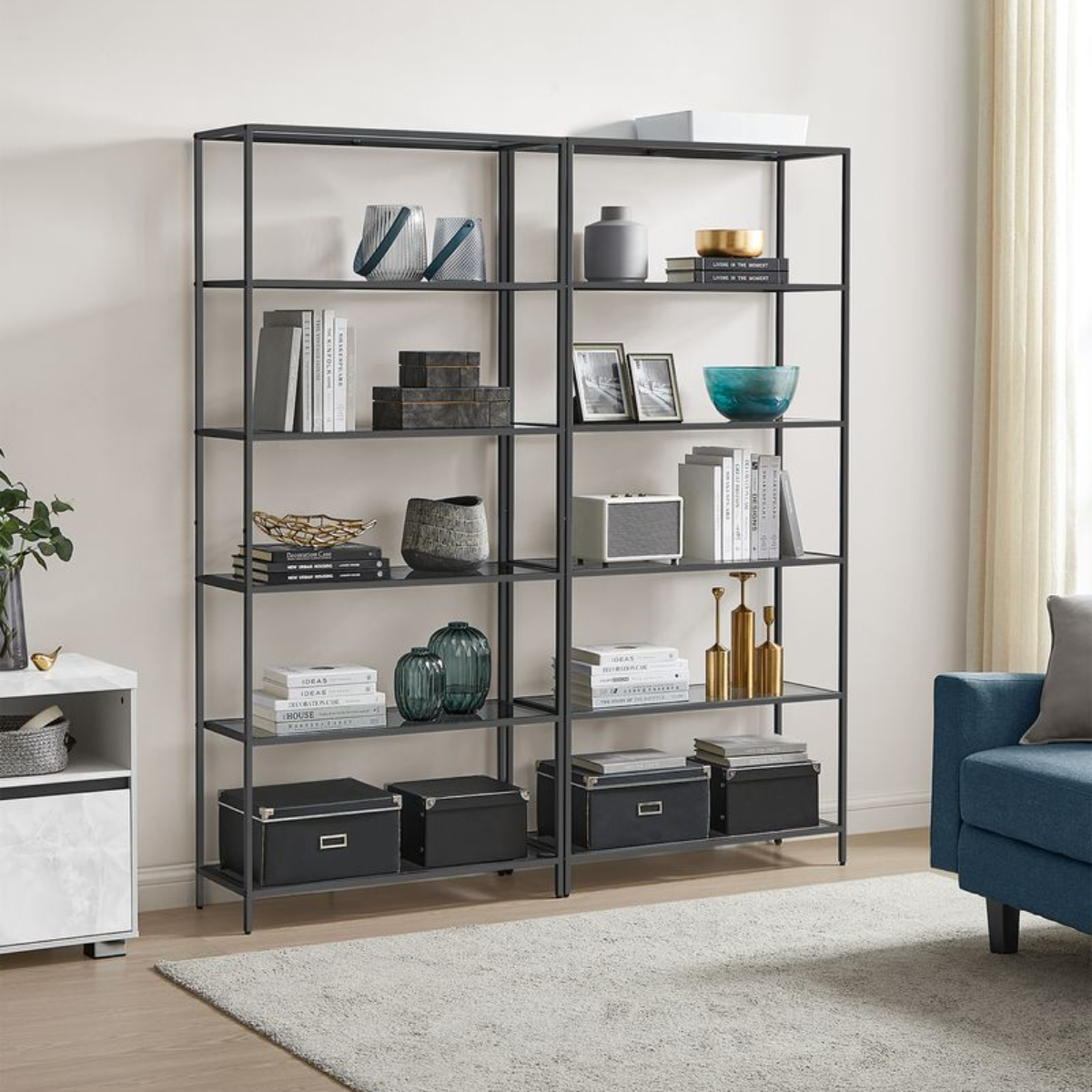 Nancy's Swindon Wandkast Zwart - Boekenkast - Modern - Staal - Glas - 80 x 30 x 177,3 cm