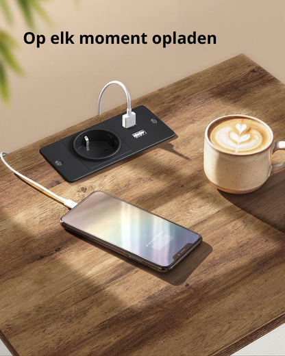 Nancy's Tiers Nachtkastjes - Set van 2 - Bijzettafeltjes - Met Oplaadstation - Wit / Bruin - ± 40 x 30 x 60 cm