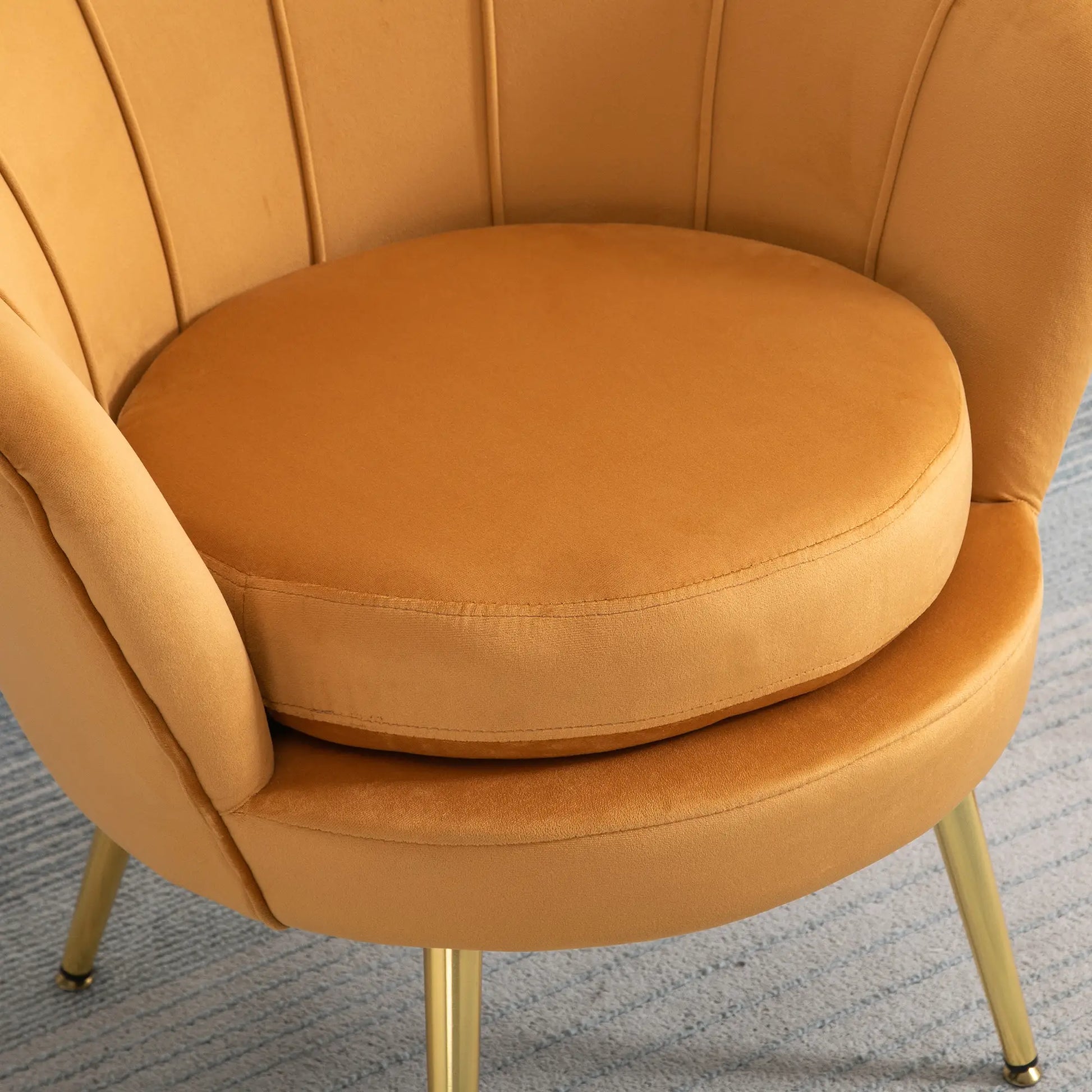 Nancy's Cunevo Fauteuil - Loungestoel - Relaxstoel - Geel / Goud - Fluweel