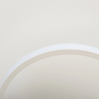 Plafonnier Tukwila de Nancy - Trois Cercles - Métal - Moderne - Aluminium - Acrylique - Blanc - 56 x 46 x 8 cm