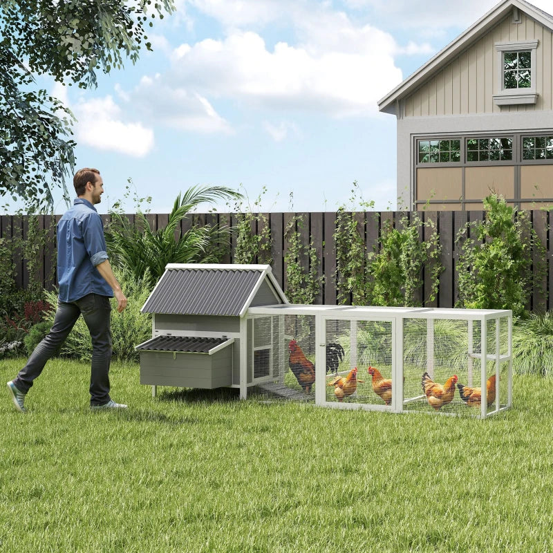 Nancy's Piverone Kippenhok - Kippenren - Wit / Grijs / Zwart - Dennenhout - ± 280 x 135 x 110 cm