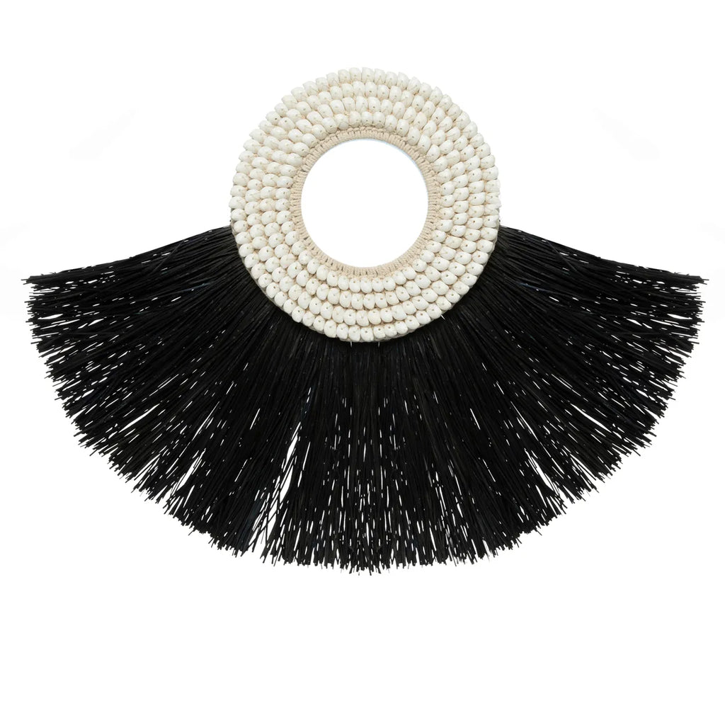 Bazar Bizar Shell Alang Alang - Zwart - Raffia - Schelpen - ± 60 x 85 cm