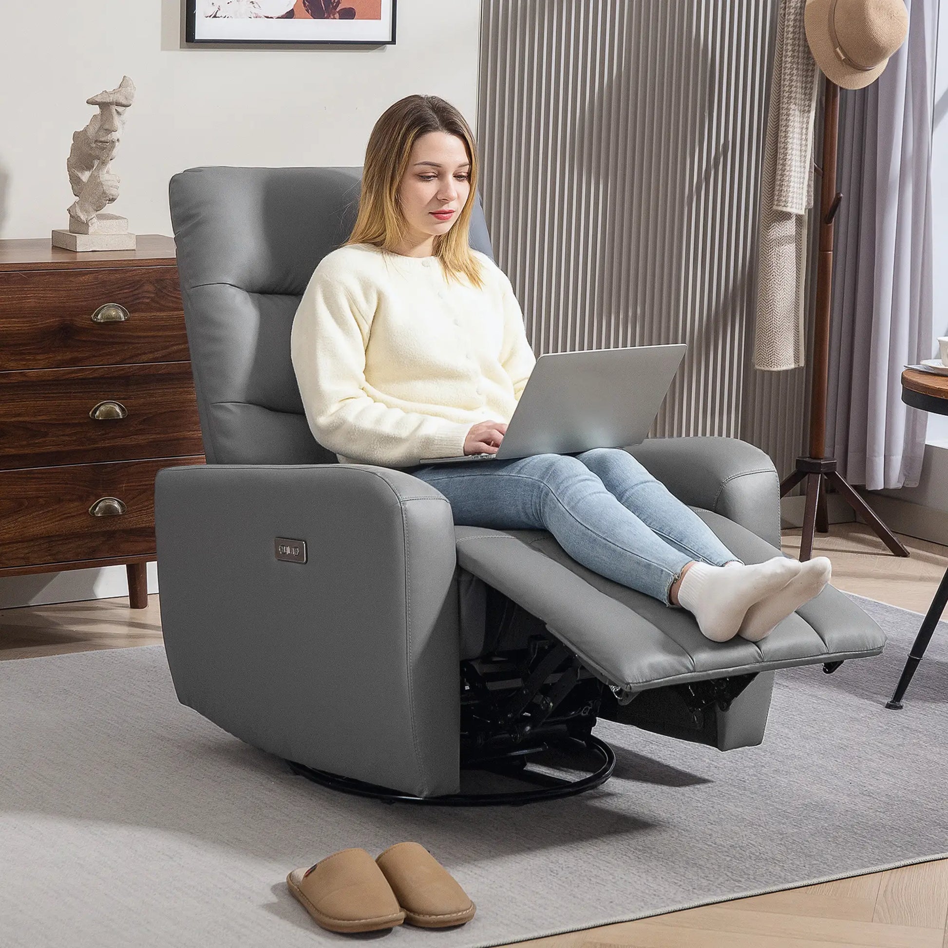 Nancy's Claviere Relaxfauteuil - Loungestoel - Relaxstoel - Verstelbaar / Draaibaar / Schommelend - Grijs - Kunstleer