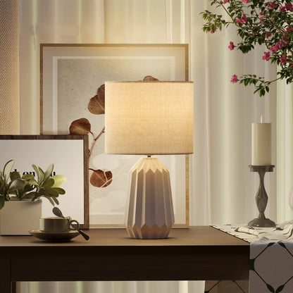 Nancy's Paliano Tafellamp - Nachtlamp - E27 Fitting - Keramiek / Linnen - Wit