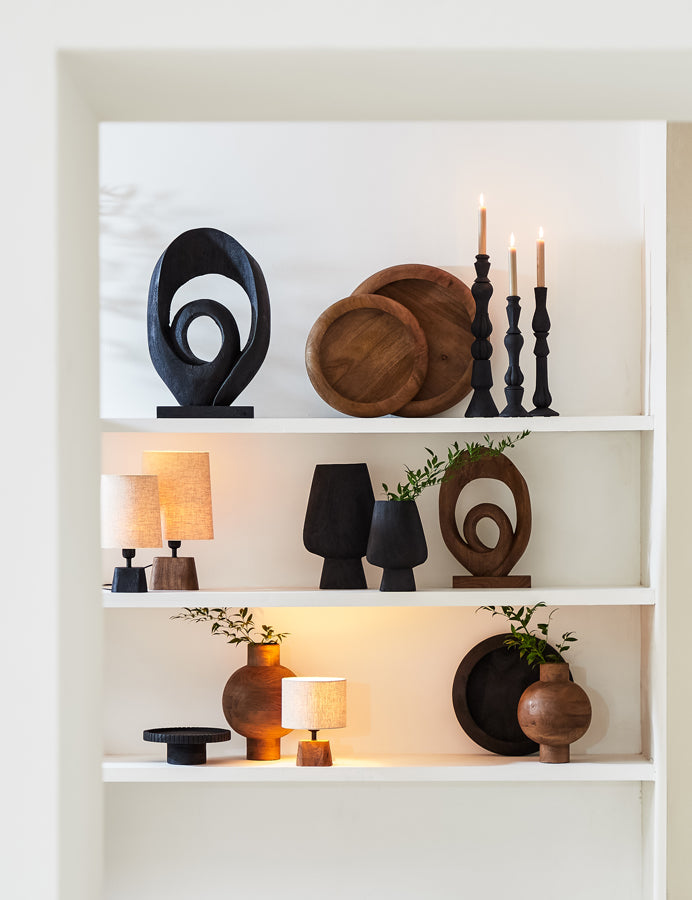 Nancy's Guadalupe Ornament - Decoratie Beeld - Hout - Zwart - ± 40 x 15 x 60 cm