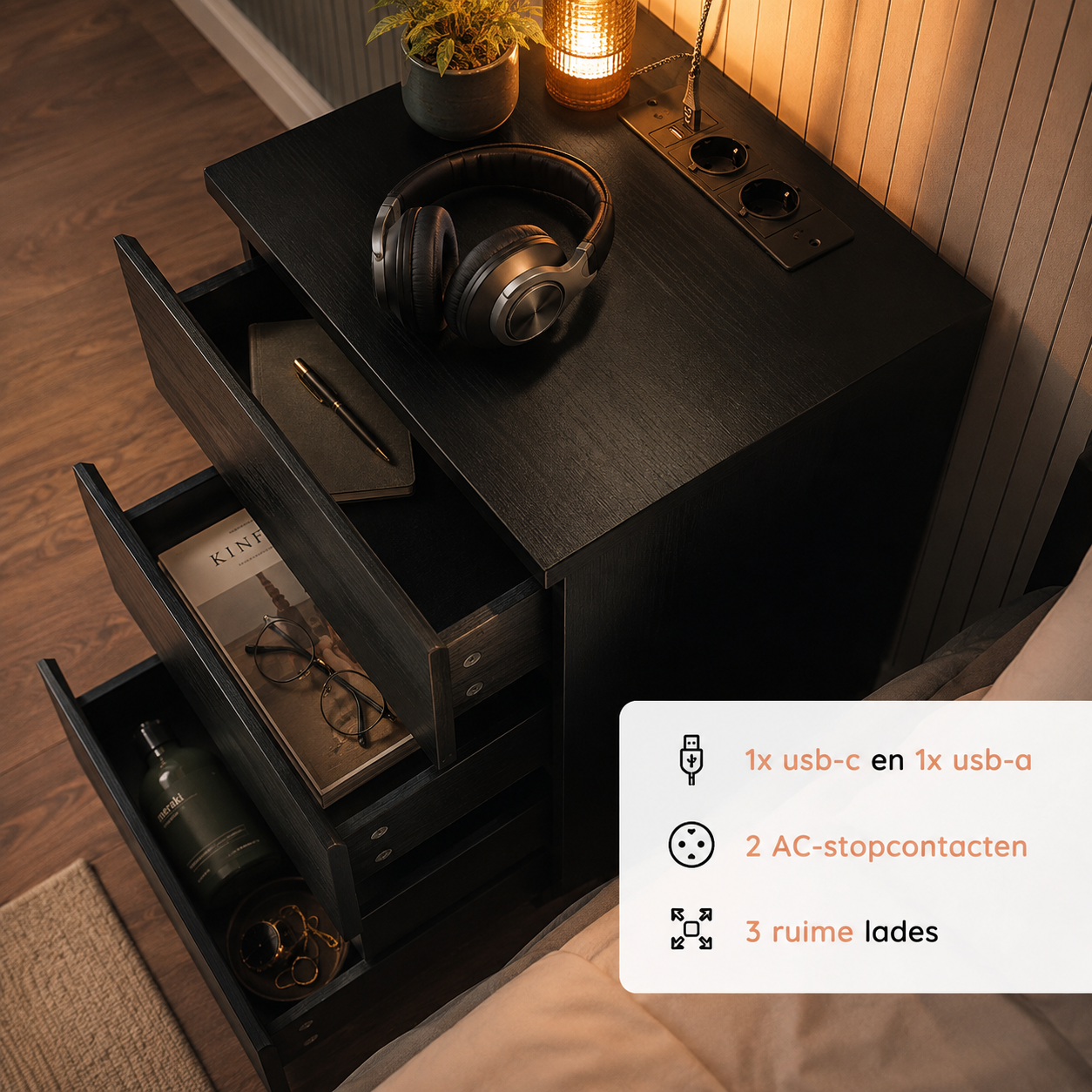 Casamoda Hoog Nachtkastje voor Boxspring met Stopcontact en USB - Ladekastje - 3 Lades - Zwart - 40 x 35 x 70 cm