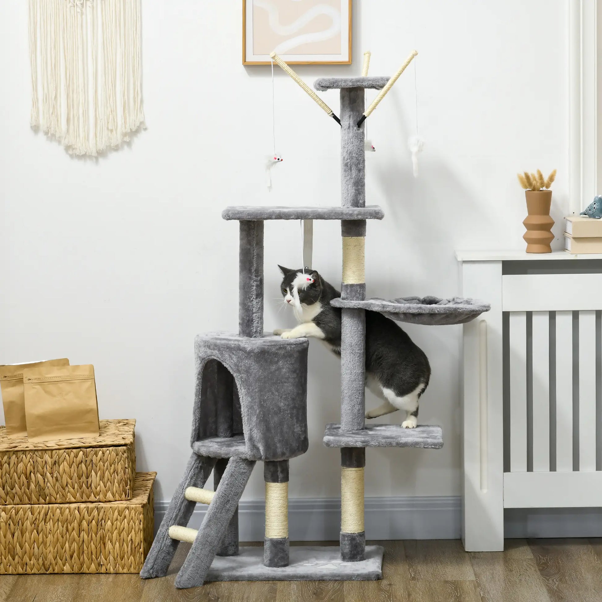 Nancy's Frassilongo Krabpaal - Kattenboom - Grijs - Pluche - ± 50 x 35 x 135 cm