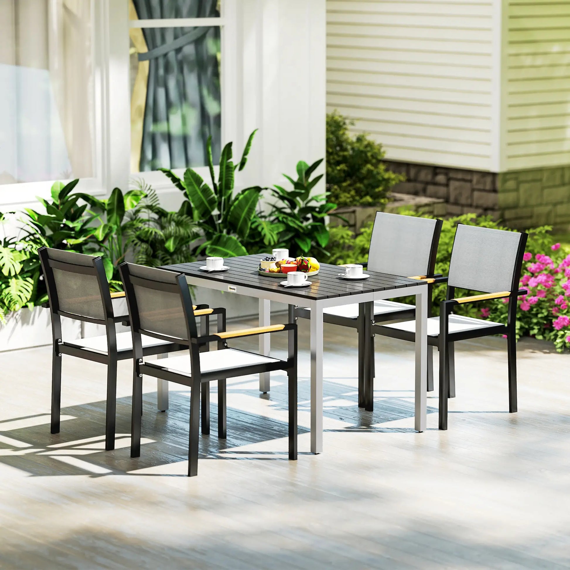 Nancy's Gamberale Tuintafel - Terrastafel - Eettafel voor buiten - Zwart / Zilver - ± 120 x 70 x 70 cm