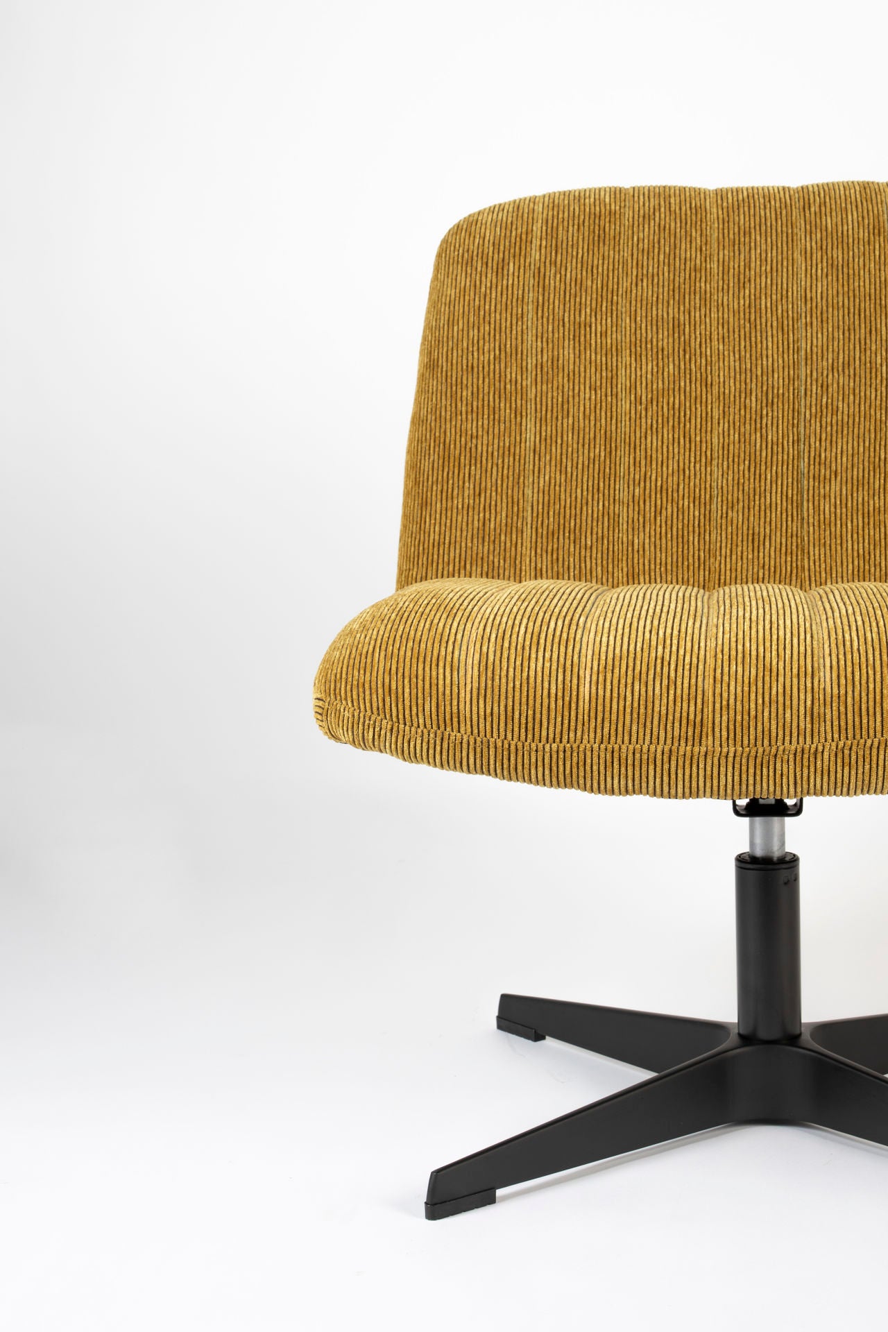 Nancy's Accokeek Lounge Chair - Industrieel - Geel- Polyester, Multiplex, Staal - 71 cm x 65 cm x 72,5 cm