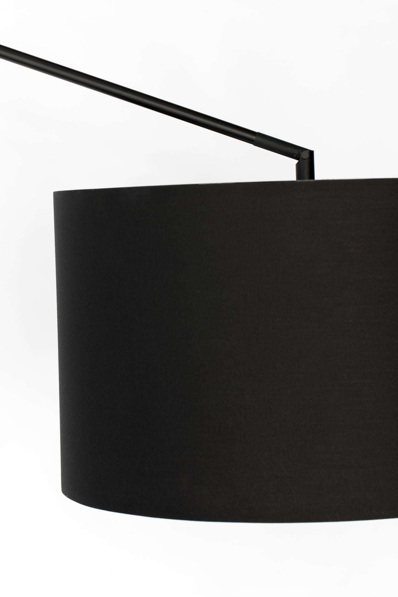 Nancy's Show Low Floor Lamp - Modern - Zwart - Polyester, IJzer, Katoen - 168 cm x 50 cm x 210 cm