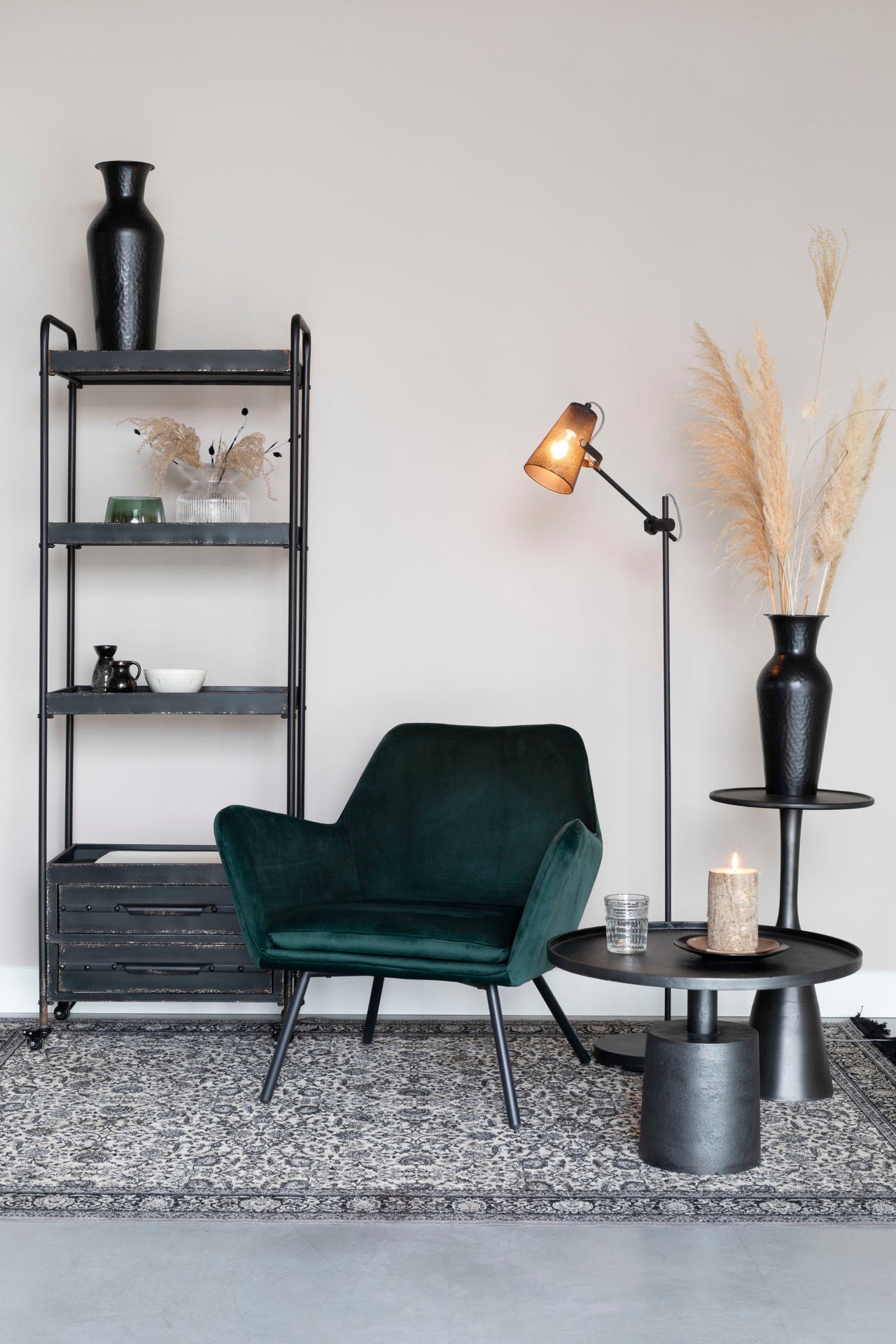 Nancy's Maili Vloerlamp - Modern - Zwart, Grijs - IJzer, Polyester - 41 cm x 25 cm x 135,5 cm